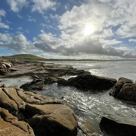 Сasa de vacaciones Nan's Place Donegal - New Renovation With Stunning Views *