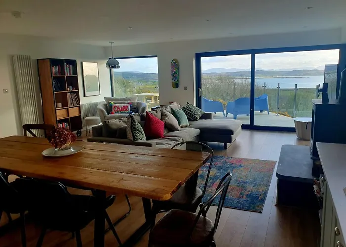 Nan's Place Donegal - New Renovation With Stunning Views Semesterbostad